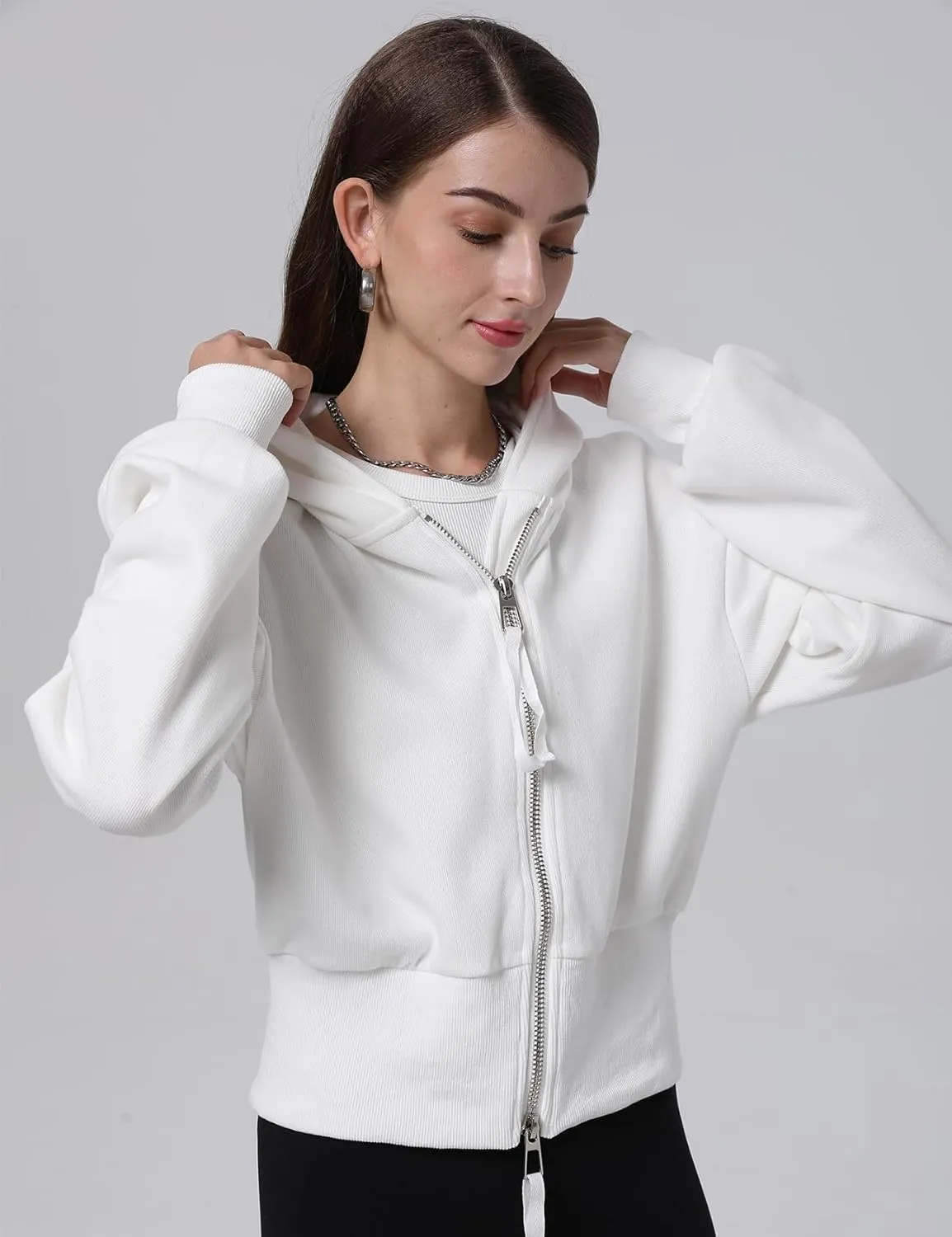 Arssm Cropped Hoodie Women Zip Up Long Sleeve Sweatshirts Casual Fashion Hooded Workout Jacket Crop Top
