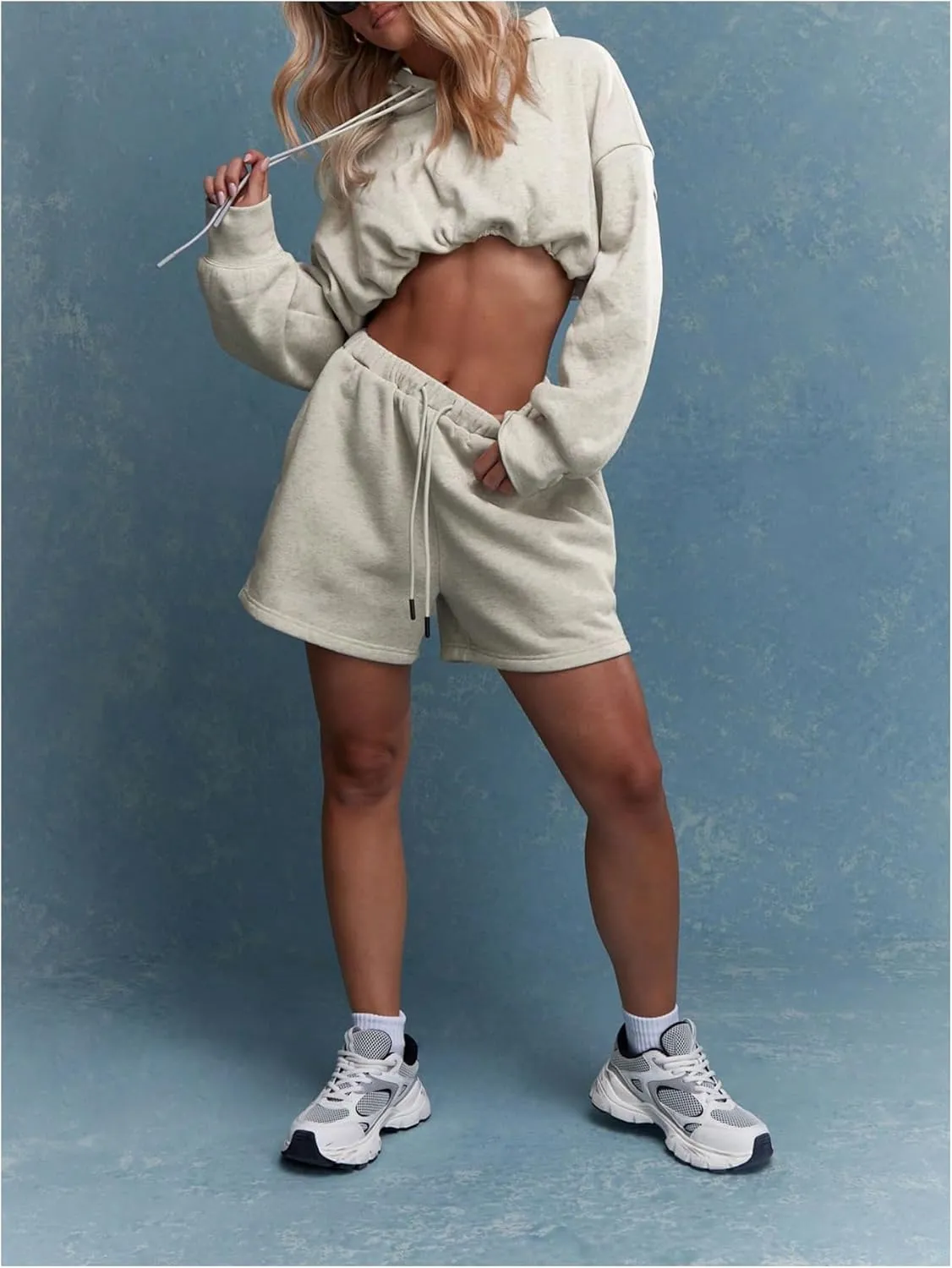 GORGLITTER Women's Y2K Long Sleeve Cropped Hoodie Oversized Comfrt Hooded Sweatshirts