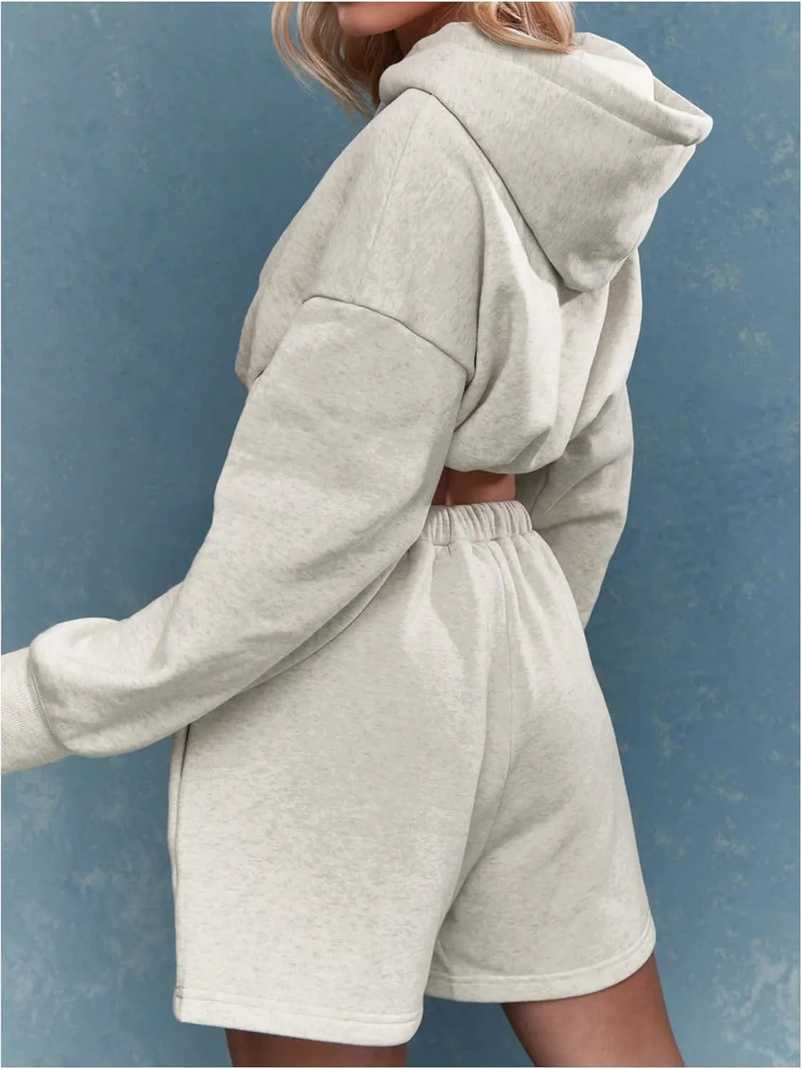 GORGLITTER Women's Y2K Long Sleeve Cropped Hoodie Oversized Comfrt Hooded Sweatshirts