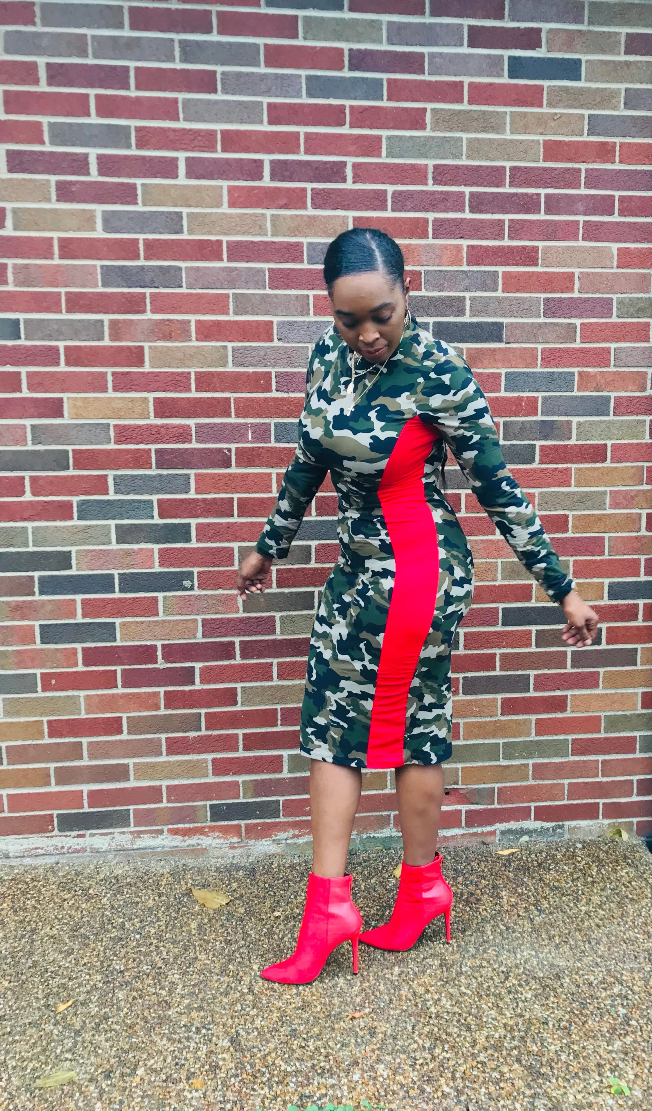 Keep It Camo Long Sleeve Fitted Bodycon Camouflage Print Midi Dress