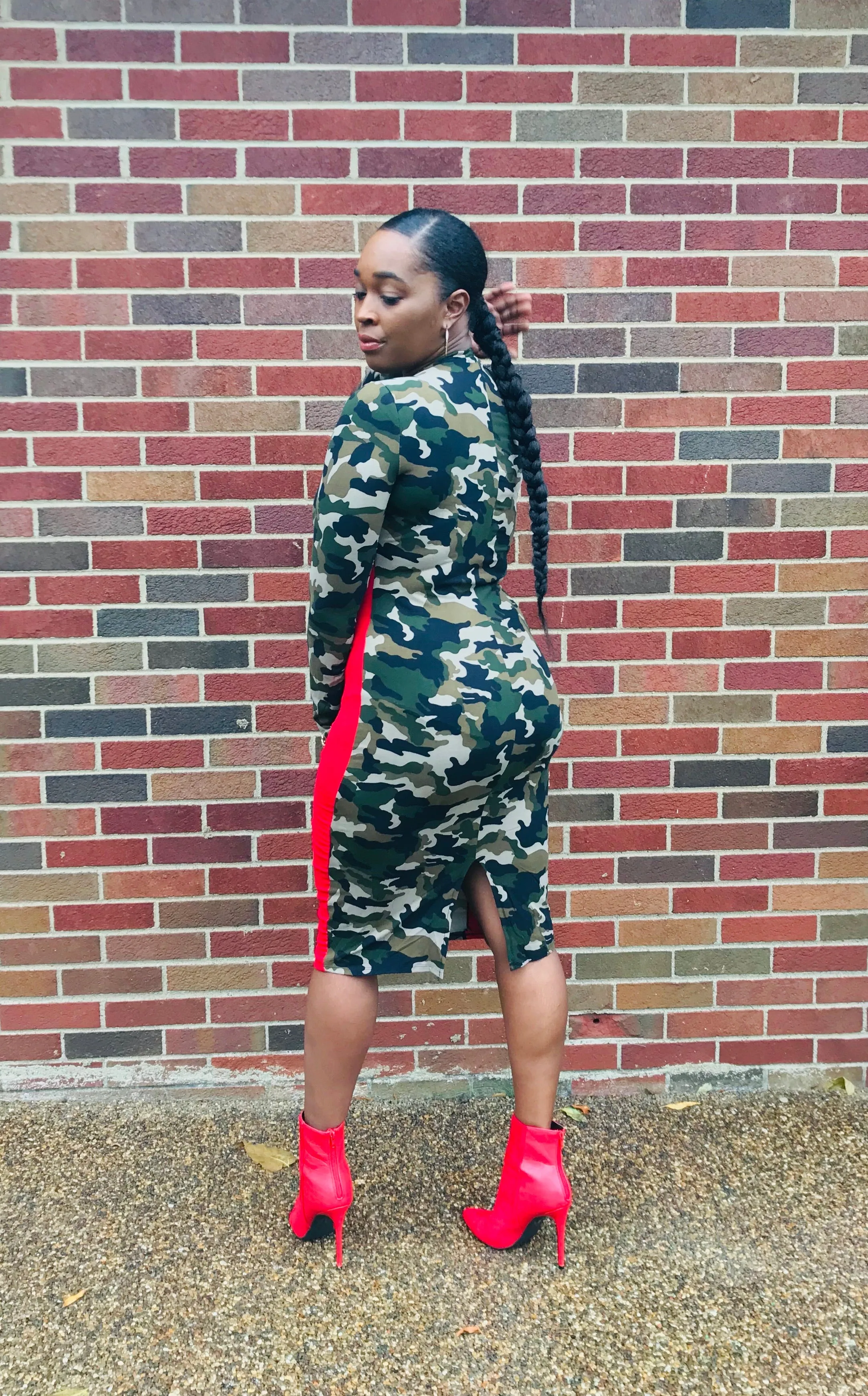 Keep It Camo Long Sleeve Fitted Bodycon Camouflage Print Midi Dress