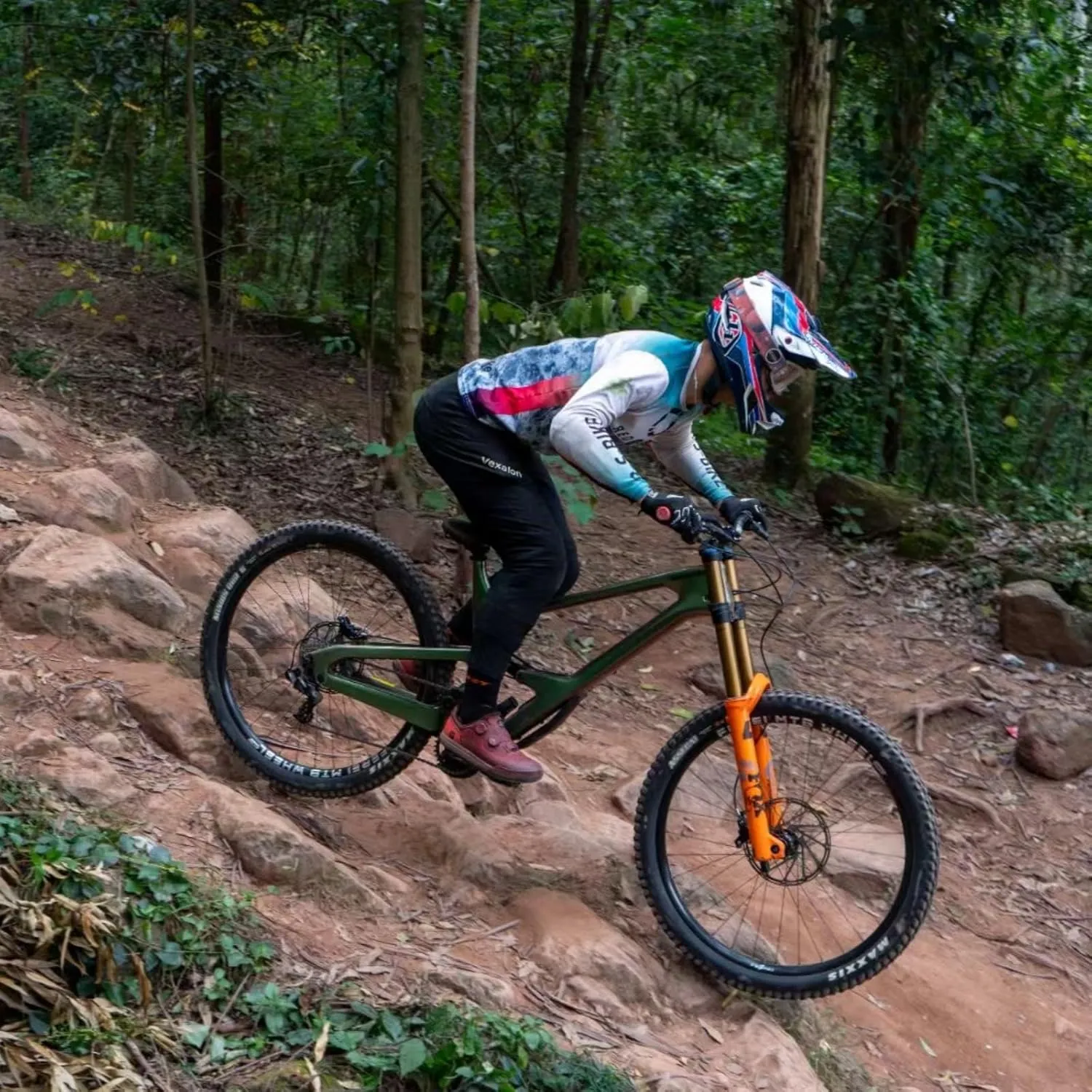 Kids Mountain Bike Pants - Quick-Dry Lightweight Breathable MTB Pants for Boys Youth Cycling Bicycle Riding
