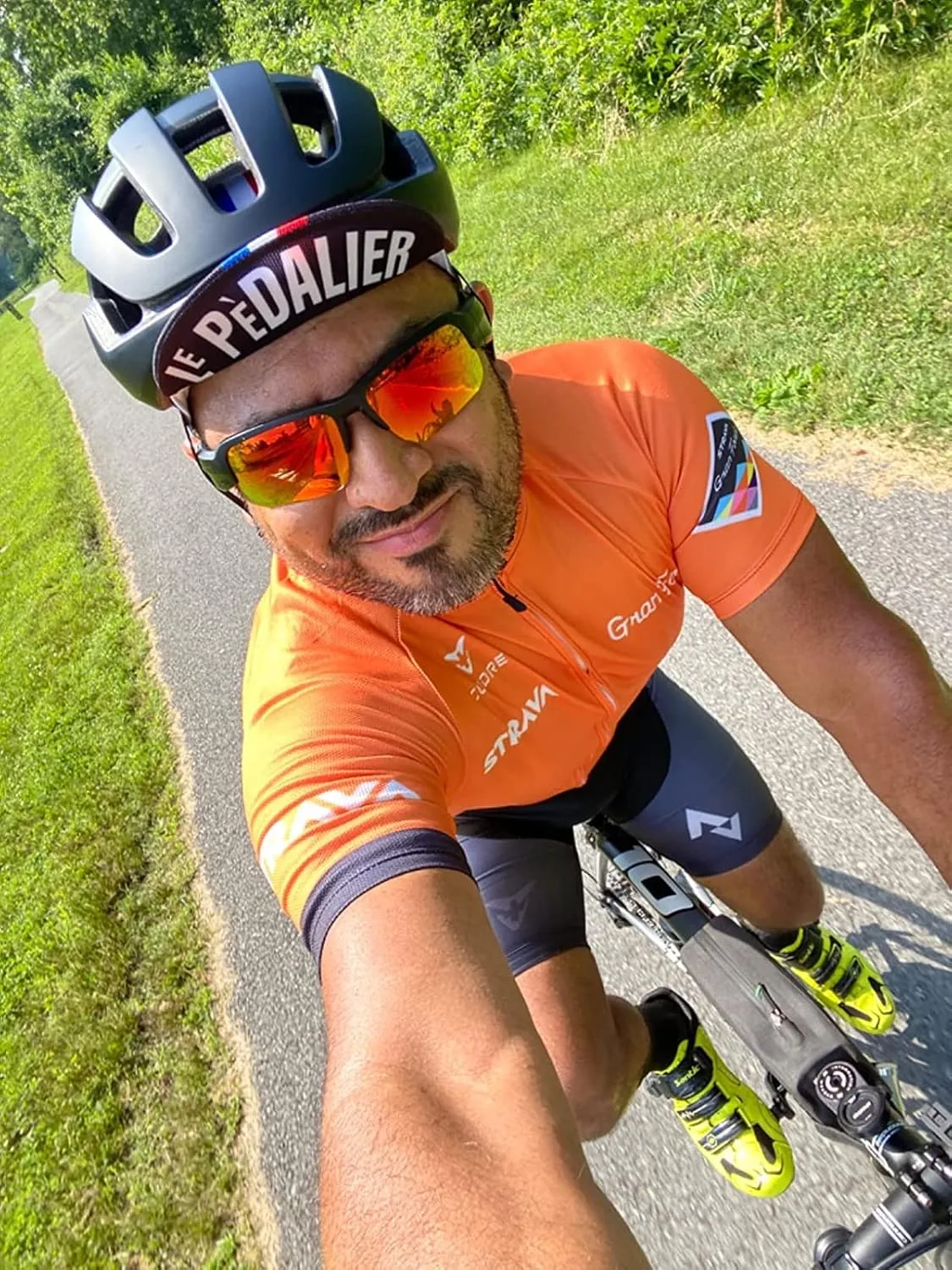 Mens Cycling Jesery Set Breathable Quick-Dry Bike Shirt with 3D Padded Bib Shorts Cycling Jersey Mens