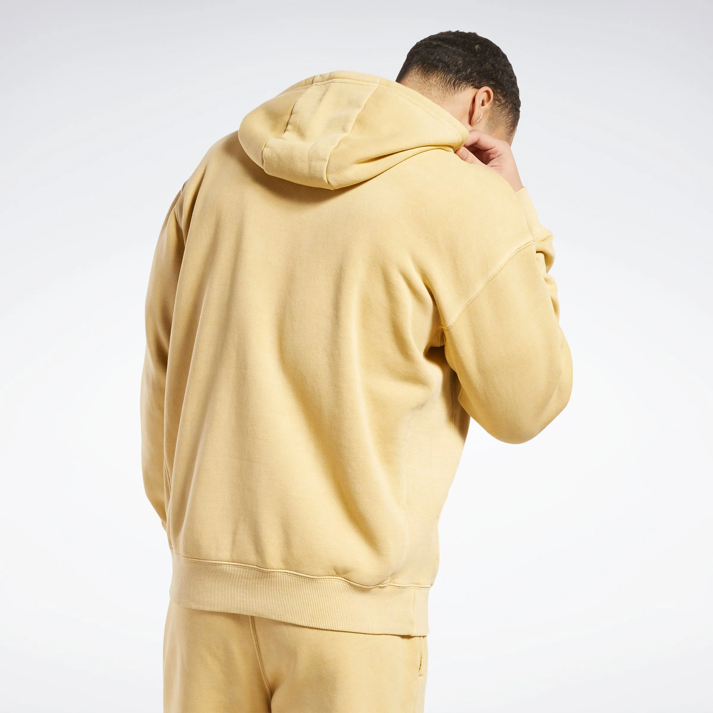 Reebok Apparel Men Classics Natural Dye Hoodie Brgoch