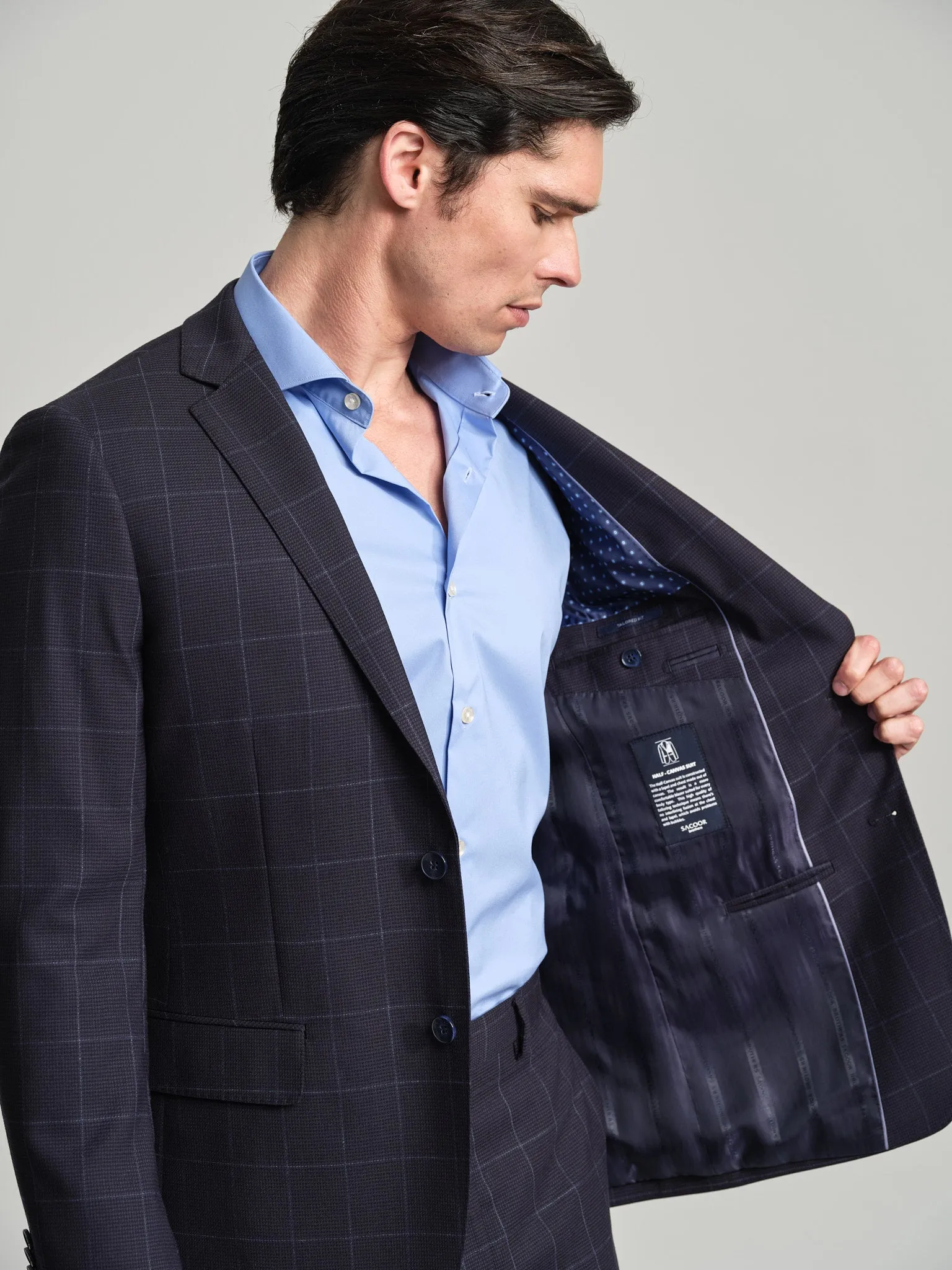 Tailored fit windowpane wool suit