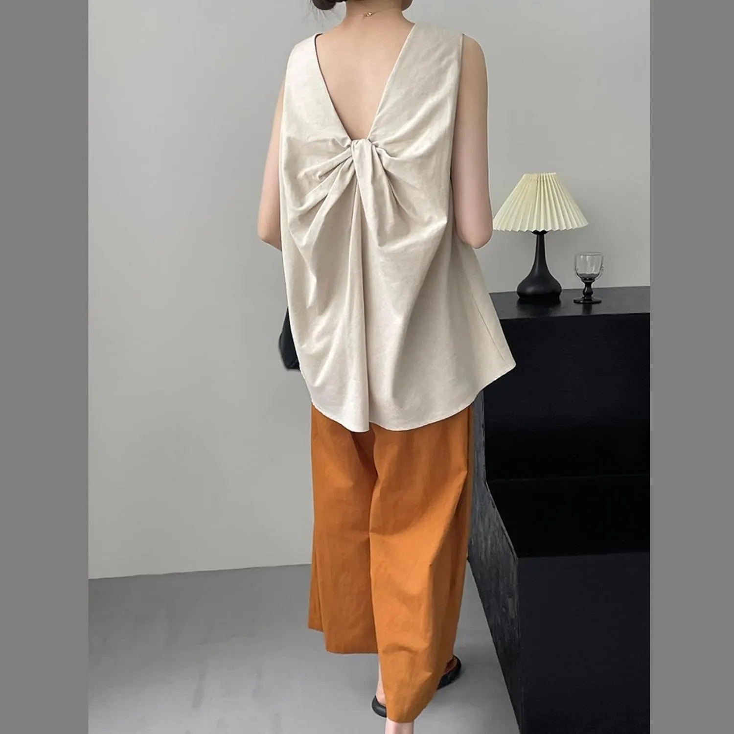Tank top for Women, Slim Fit Breathable Twisted Back Cotton Linen Sleeveless Loose Mid Length Camisole