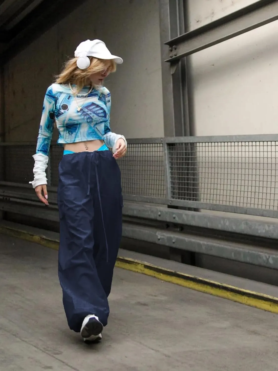 Xineicy Parachute Pants for Women Drawstring Baggy Cargo Pants Y2K Trouser Low Rised Jogger Sweatpants